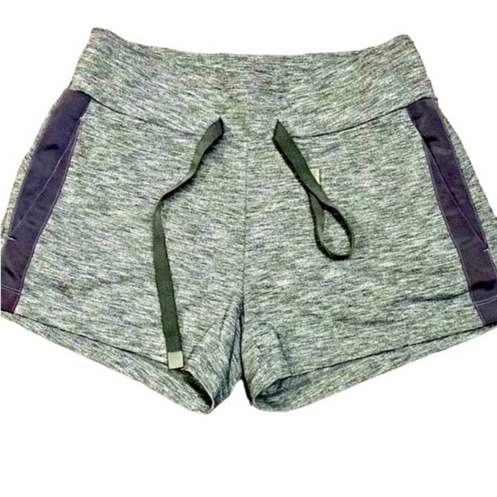 Athleta Metro Downtown Athletic Short, in Black/Grey Heather,‎ Size Small EUC